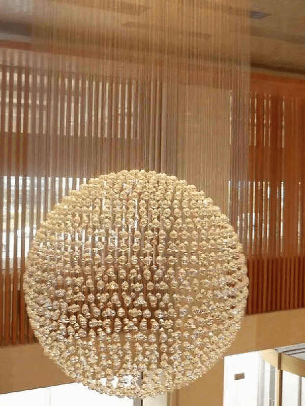 corinthia-hotel-chandelier-1-2