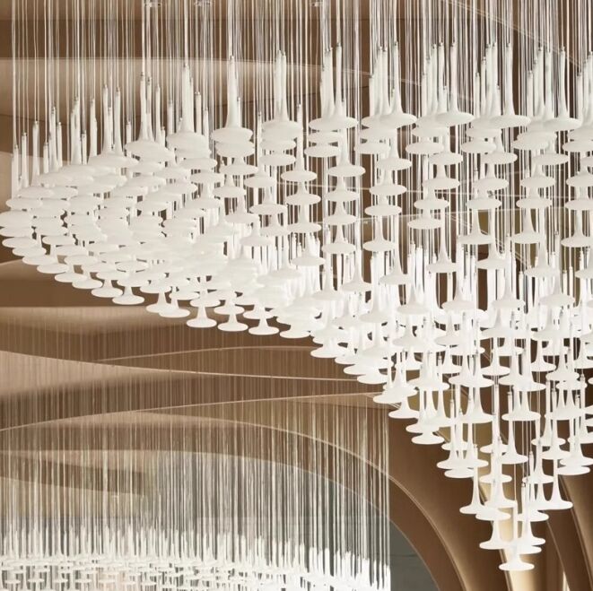 large-hotel-chandeliers